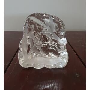 Vintage Iceberg Style Paperweight with Hummingbird Design